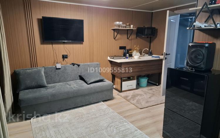 Дом · 2 комнаты · 35 м², Бокеева — Ресторан Мусто за 50 000 ₸ в Акбулак — фото 2