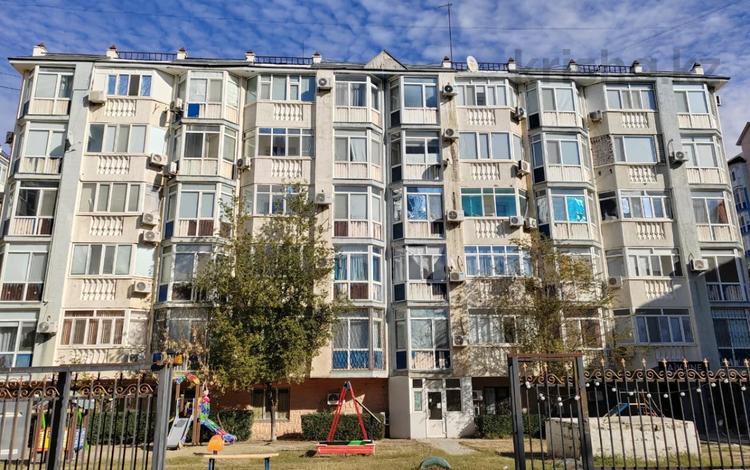 2-комнатная квартира, 65 м², 5/5 этаж помесячно, Сатпаева 5Г