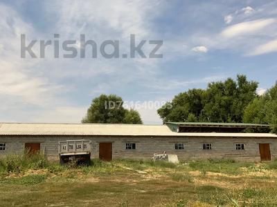 Жеке үй · 6 бөлме · 112 м² · 35 жүзд., Абай 52 — Село Қошқарата, бағасы: 12 млн ₸ в Бауыржан Момышулы