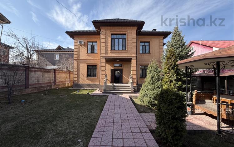 Отдельный дом · 7 комнат · 257.6 м² · 6.84 сот., Беремжанова 30 — Ораза Жандосова за 320 млн ₸ в Алматы, Ауэзовский р-н — фото 2