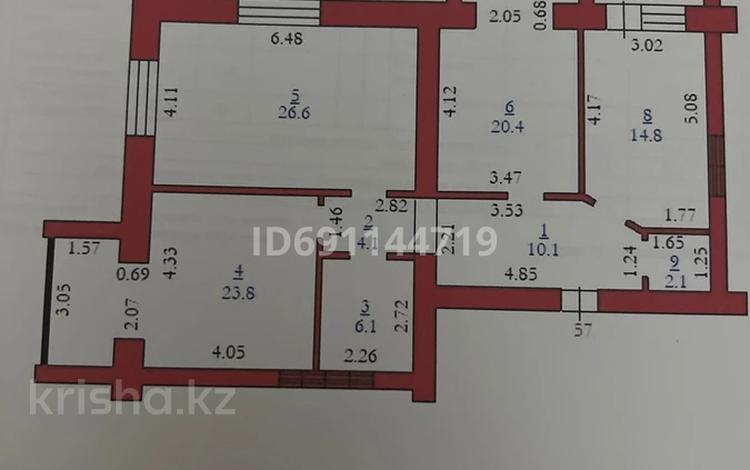 3-бөлмелі пәтер · 110.4 м² · 8/9 қабат, мкр. Алтын орда, Молдагуловой 62, бағасы: 43 млн ₸ в Актобе — фото 2