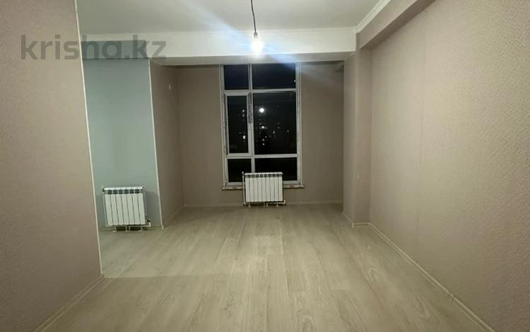 1-бөлмелі пәтер · 49 м² · 4/10 қабат, Шымсити 1/10 стр, бағасы: 19 млн ₸ в Шымкенте, Абайский р-н — фото 2