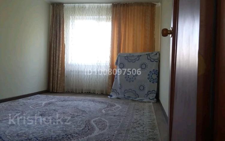 2-комнатная квартира · 48 м² · 3/5 этаж, Есет батыра 71 — Район Молодежный, гум колледж за 14 млн 〒 в Актобе — фото 2