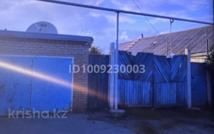 Отдельный дом · 3 комнаты · 66 м² · 4 сот., Байтурсынова 247 за 14 млн ₸ в Костанае — фото 2