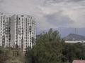 2-комнатная квартира, 48 м², 8/9 этаж помесячно, Макатаева 5А за 250 000 〒 в Алматы, Медеуский р-н — фото 7