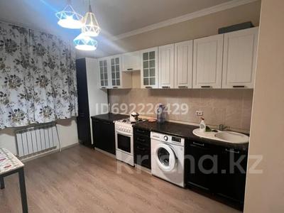 Пәтерлер в Атырауской обл.: 1-бөлмелі пәтер · 48 м² · 3/9 қабат, мкр Нурсая 119, бағасы: 150 000 〒 1-бөлмелі пәтер · 48 м² · 3/9 қабат, мкр Нурсая 119, бағасы: 150 000 〒 в Атырау