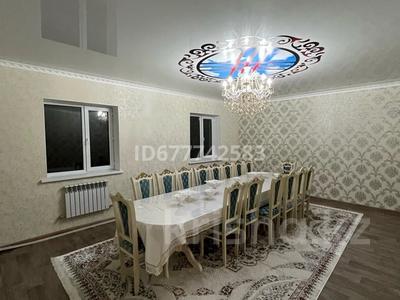 Отдельный дом • 5 комнат • 170 м² • 4 сот., Сатыбалдиев 92 б за 30 млн 〒 в Таразе