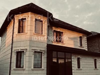 Отдельный дом · 6 комнат · 240 м² · 5 сот., Алатау 60/42 за 125 млн ₸ в Абай