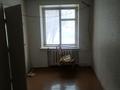 2-комнатная квартира, 42 м², 2 ой рабочий за 10.5 млн 〒 в Уральске — фото 3