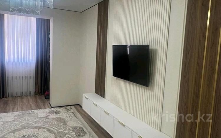 3-бөлмелі пәтер · 96 м² · 3/5 қабат, 16-ш/а., бағасы: 31 млн ₸ в Актау, 16-й мкр  — фото 2