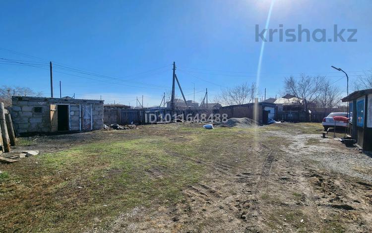 Отдельный дом · 3 комнаты · 65 м² · 15 сот., Надирова 35 — Отдельный за 7 млн ₸ в Ленинском — фото 2