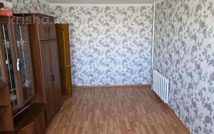 3-комнатная квартира · 60.48 м² · 4/5 этаж, 7 микр 64/1 — Возле хеппи молл за 9 млн ₸ в Степногорске — фото 2