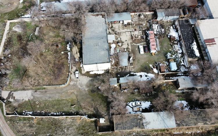 Промбаза · 61 сотка, Толе би 107Г — Обл ГАИ и Спорт интернат за 400 млн ₸ в Таразе — фото 2