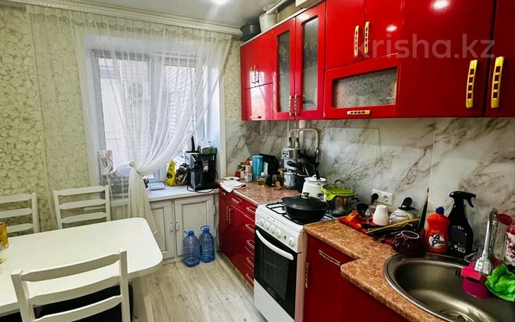 3-комнатная квартира · 62 м² · 3/5 этаж, абая за 32 млн ₸ в Петропавловске — фото 2