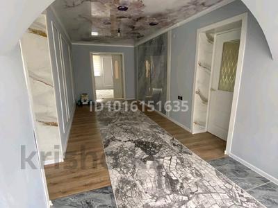 Часть дома · 4 комнаты · 170 м² · 15 сот., Момытов 17 за 27 млн ₸ в 