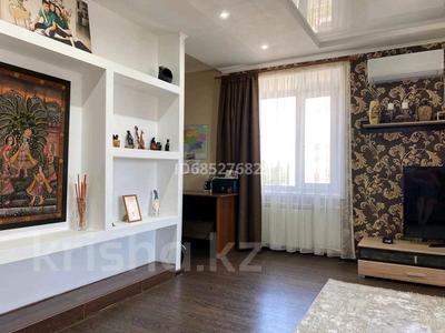 3-комнатная квартира · 80 м² · 4/5 этаж, Качарская — 19 микрорайон за 29 млн 〒 в Рудном