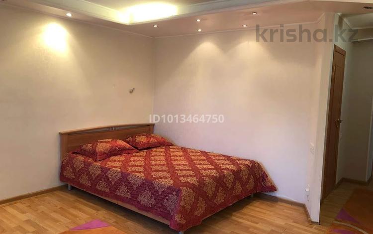 1-бөлмелі пәтер · 40 м² · 2/9 қабат, Жаңа қала ш/а., Назарбаева 45, бағасы: 12 000 ₸ в Караганде, Казыбек би р-н — фото 2