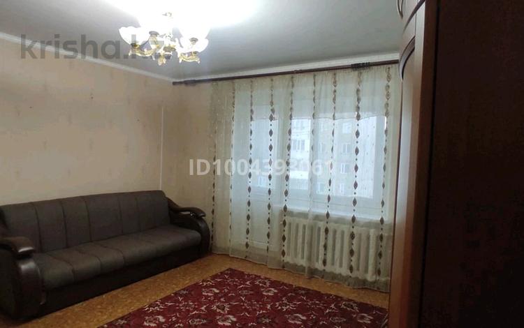 2-комнатная квартира · 55 м² · 4/9 этаж, Голубые пруды за 165 000 ₸ в Караганде — фото 2