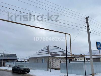 Отдельный дом · 2 комнаты · 100 м² · 5 сот., мкр. Зачаганск пгт 22 — Уалиханова за 22 млн ₸ в Уральске