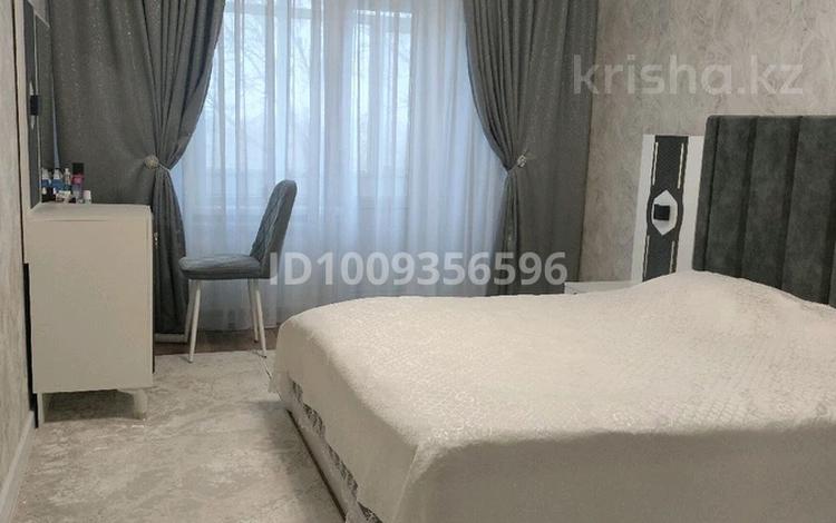 3-комнатная квартира · 80 м² · 3/5 этаж, Аубай Байгазиева — Комсомольская за 36 млн 〒 в Каскелене — фото 2