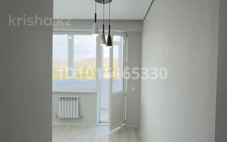 1-комнатная квартира · 43 м² · 7/9 этаж, Сатпаева 13В за 24 млн ₸ в Усть-Каменогорске — фото 2