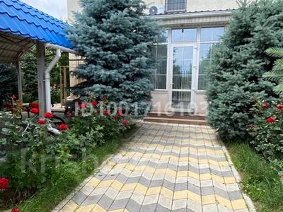 Часть дома · 6 комнат · 210 м² · 5.3 сот., Коттеджный городок Омирузак 58 — Авторынка Барыс за 60 млн 〒 в Каскелене