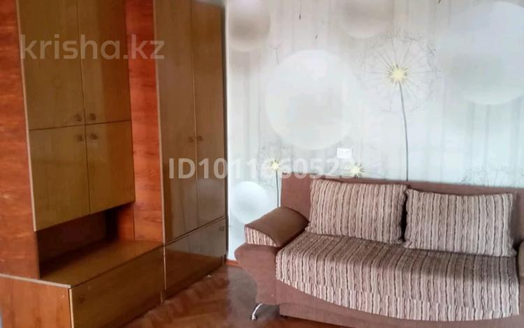 1-комнатная квартира · 32 м² · 5/5 этаж, Карла Маркса 75а — Район Вокзала за 120 000 〒 в Омске — фото 2