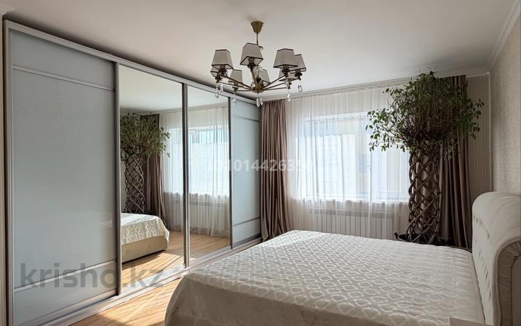 3-комнатная квартира · 103 м² · 13/18 этаж, Кенен Азербаев 47 за 500 000 ₸ в Астане, Сарайшык р-н — фото 2