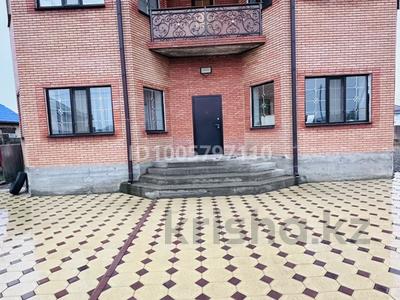 Жеке үй · 6 бөлме · 252 м² · 12 сот., Актерек 25 — Возле детского сада “Айбобек”, бағасы: 90 млн 〒 в Талдыкоргане, мкр военный городок Жулдыз