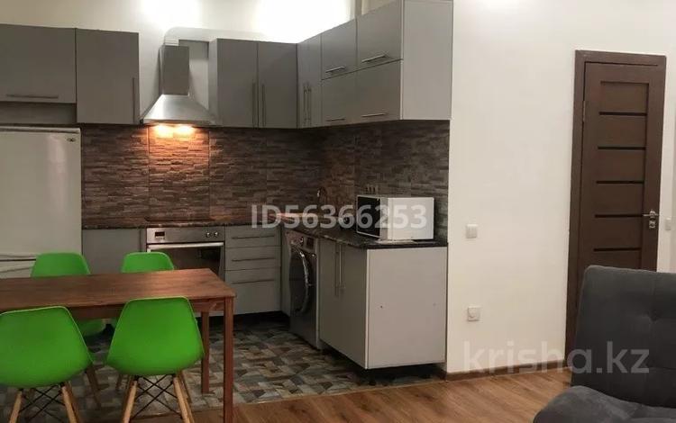 2-бөлмелі пәтер, 70 м², 4/14 қабат ай сайын, Гоголя 20 — Абдуллиных, бағасы: 480 000 〒 в Алматы, Медеуский р-н — фото 6