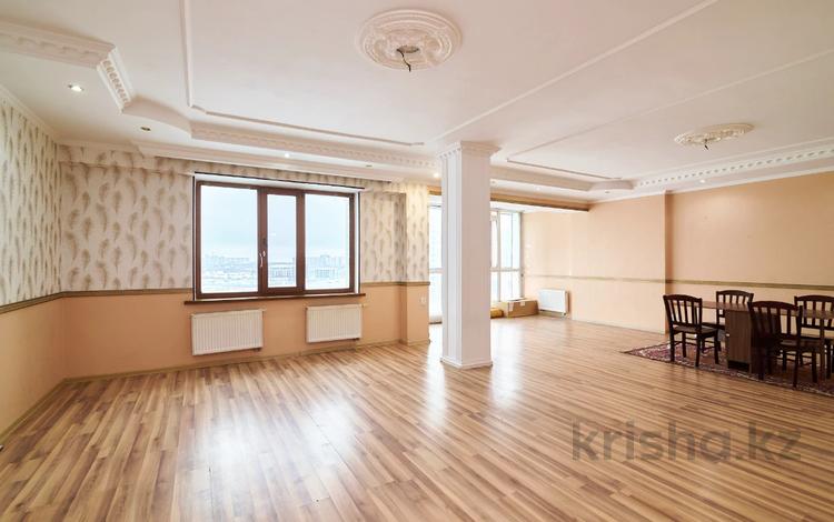 4-комнатная квартира · 169 м² · 8/14 этаж, Тараса Шевченко 8 за 59.5 млн ₸ в Астане, Сарыарка р-н — фото 12
