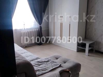 2-комнатная квартира · 48 м² · 3/9 этаж, Майкудук, Майкудук, мкр Мамыраева 12 за 17 млн ₸ в Караганде, Алихана Бокейханова р-н