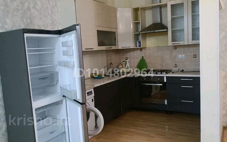3-комнатная квартира · 100 м² · 10/16 этаж, Абая 150/230 за 400 000 ₸ в Алматы, Бостандыкский р-н — фото 2