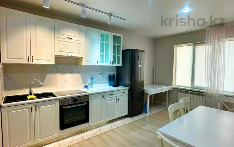 2-комнатная квартира · 95 м² · 3/9 этаж, Б.Кулманова 1б за 36 млн ₸ в Атырау — фото 4
