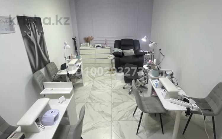 Студия маникюра для нэйл мастеров · 24 м², бағасы: 1.5 млн 〒 в Актобе, мкр. Алтын орда — фото 2