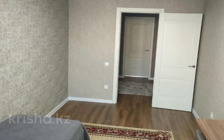 4-бөлмелі пәтер · 136 м² · 2/7 қабат, Алтын орда ш/а., бағасы: 41 млн ₸ в Актобе, мкр. Алтын орда — фото 2
