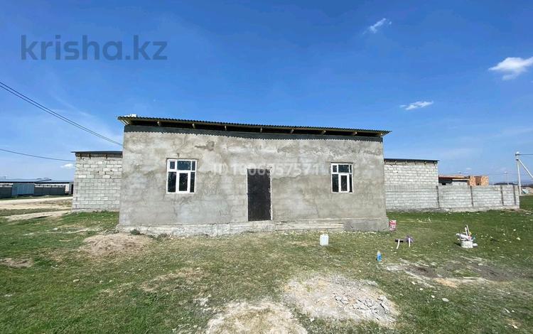 Отдельный дом · 2 комнаты · 10 м² · 10 сот., Желмая 977 за 9 млн ₸ в Таразе — фото 2