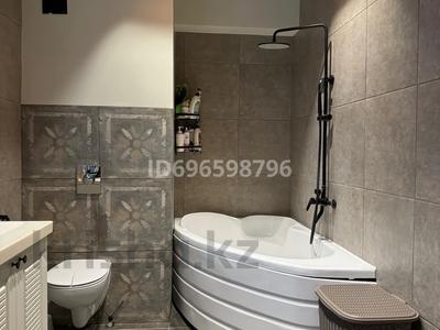 3-бөлмелі пәтер · 63.3 м² · 2/9 қабат, Думан-2 ш/а., Мкрн Думан-2 57, бағасы: 56 млн ₸ в Алматы, Медеуский р-н