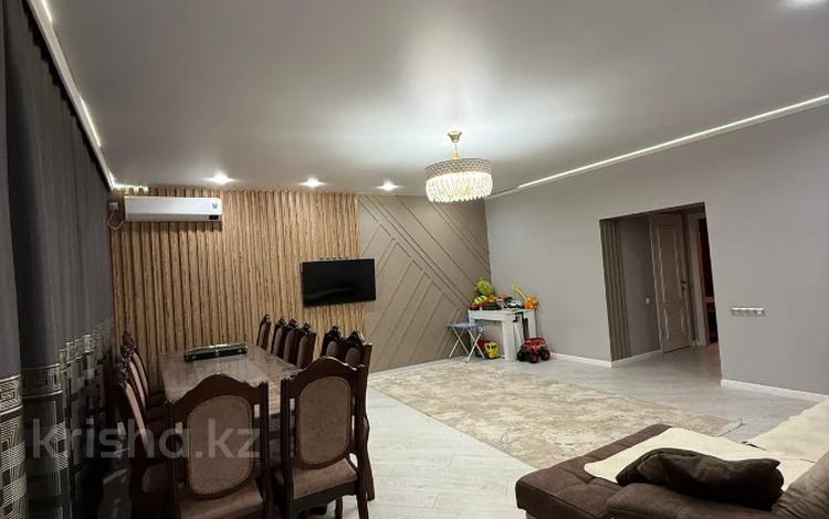 3-бөлмелі пәтер · 111.3 м² · 3/4 қабат, Абдолова, бағасы: 50 млн ₸ в Уральске — фото 2