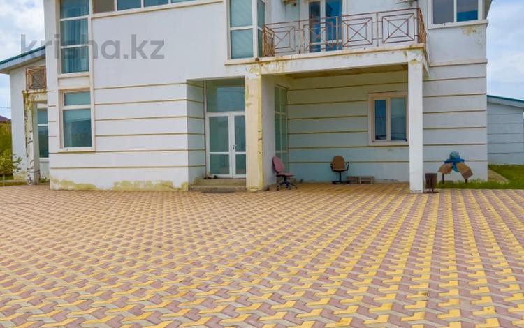 Жеке үй · 10 бөлме · 980 м² · 20 жүзд., 4-й квартал частный дом, бағасы: 75 млн ₸ в  — фото 14