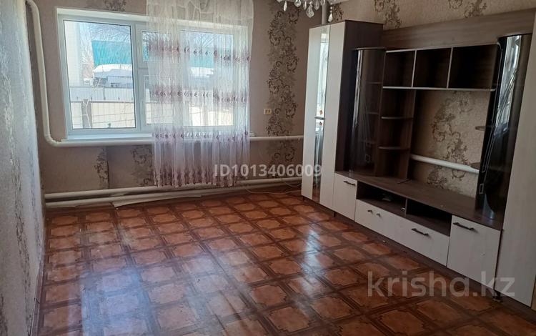 3-комнатная квартира · 59 м² · 1/2 этаж, Саптпаева 71А за 100 000 ₸ в Актобе, жилой массив Жилянка — фото 2
