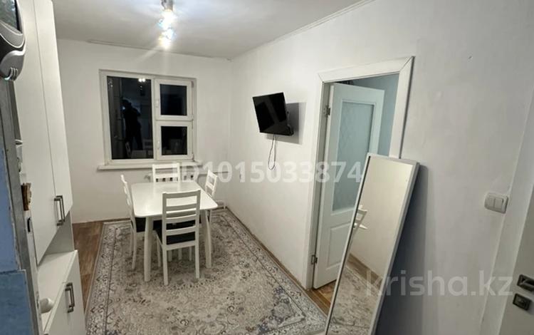1-комнатная квартира · 30 м² · 4/4 этаж, мкр №7 2 за 250 000 ₸ в Алматы, Ауэзовский р-н — фото 2