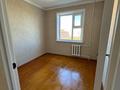 3-комнатная квартира, 64 м², 8/9 этаж, мкр Юго-Восток, мкр Гульдер 1 17 — Рядом Грузинский дворик за 24.8 млн 〒 в Караганде, Казыбек би р-н — фото 3