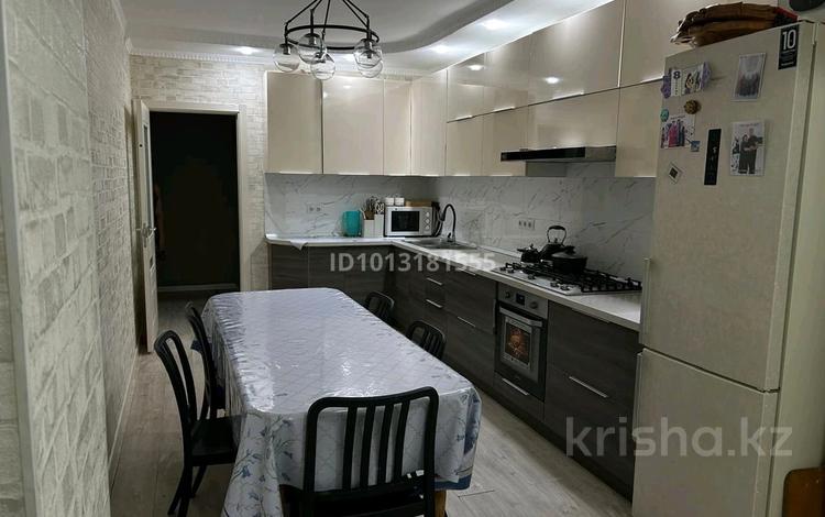 4-комнатная квартира · 130 м² · 4/5 этаж, мкр Северо-Восток 15/3 за 48 млн ₸ в Уральске — фото 2