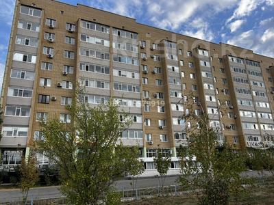 Свободное назначение, офисы, магазины и бутики, склады, салоны красоты, фитнес и спорт, образование, развлечения, кабинеты и рабочие места, студии · 100 м² за 300 000 ₸ в Актобе, мкр. Алтын орда