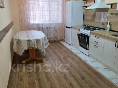 Часть дома · 2 комнаты · 65 м² · 3 сот., Акжелен 2 за 300 000 ₸ в Астане, Нура р-н
