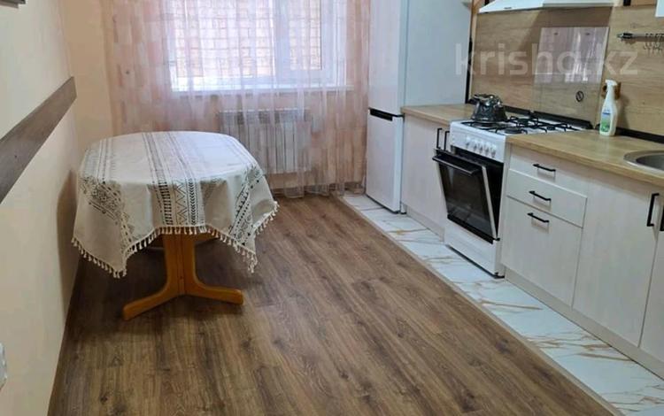 Үйдің бір бөлігі · 2 бөлме · 65 м² · 3 жүзд., Акжелен 2, бағасы: 300 000 ₸ в Астане, Нура р-н — фото 2