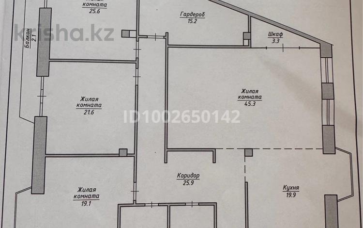 4-бөлмелі пәтер · 198.8 м² · 3/5 қабат, мкр Михайловка , Ботаническая 12/12, бағасы: 120 млн ₸ в Караганде, Казыбек би р-н — фото 2