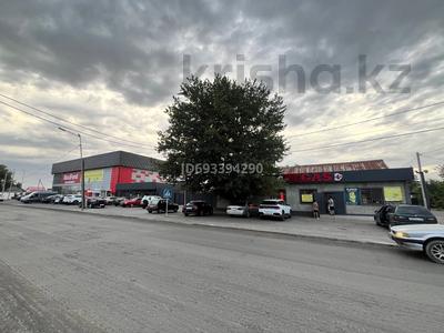 Свободное назначение, офисы, магазины и бутики, склады, салоны красоты, медцентры и аптеки, образование, кабинеты и рабочие места, студии · 170 м² за 200 000 〒 в Талдыкоргане