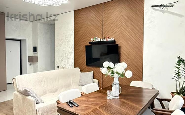 4-комнатная квартира · 90 м² · 2/9 этаж, Кабанбай батыр, 57/2 57/2 за 60 млн ₸ в Астане, Нура р-н — фото 2